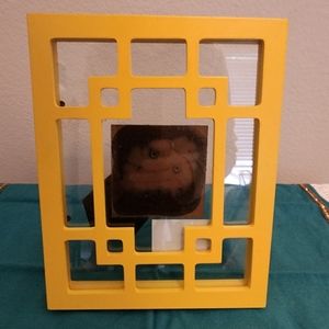 Yellow Geometric Lattice Frame